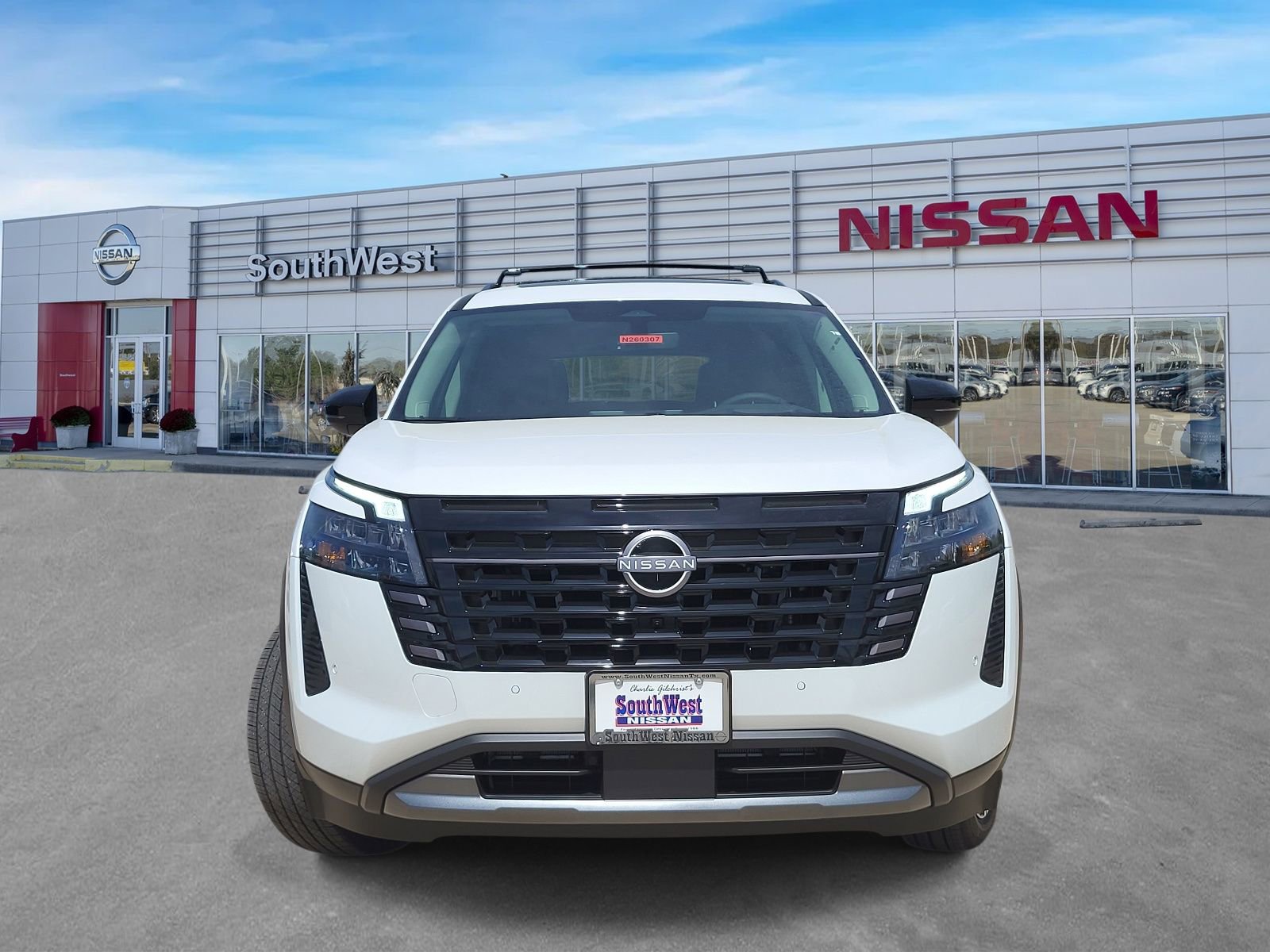 New 2026 Nissan Pathfinder Platinum FWD image 10