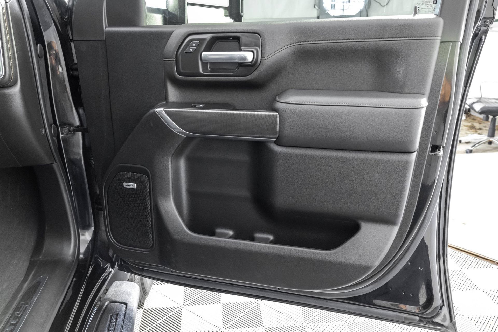 Used 2022 GMC Sierra 2500 AT4 w/ AT4 Premium Plus Package AWD/4WD image 46