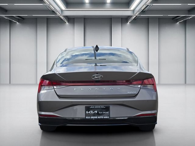 Used 2023 Hyundai Elantra Limited FWD image 5