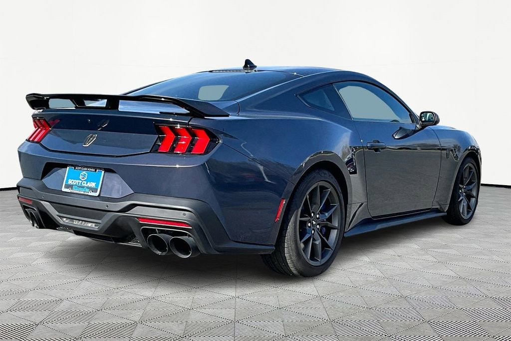 Used 2025 Ford Mustang Dark Horse image 5