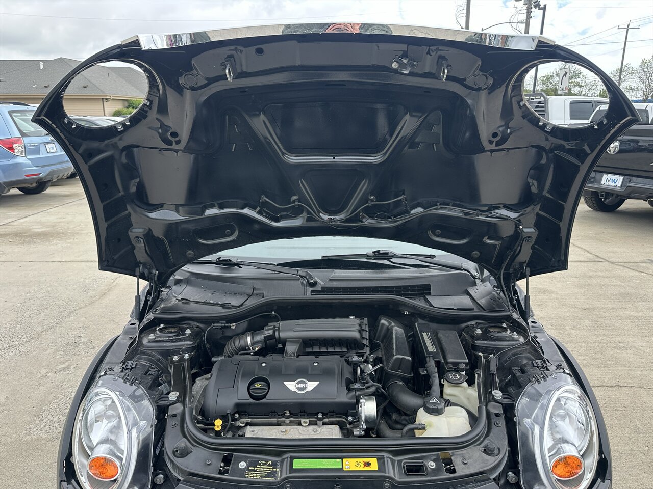 Used 2010 MINI Cooper Convertible FWD image 36
