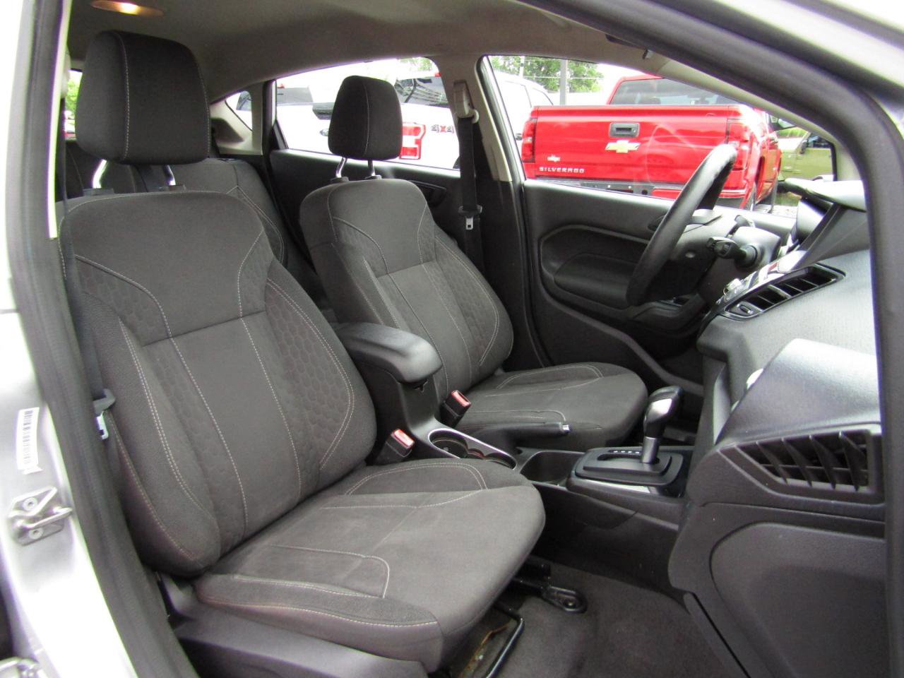 Used 2019 Ford Fiesta SE w/ Equipment Group 201A FWD image 23