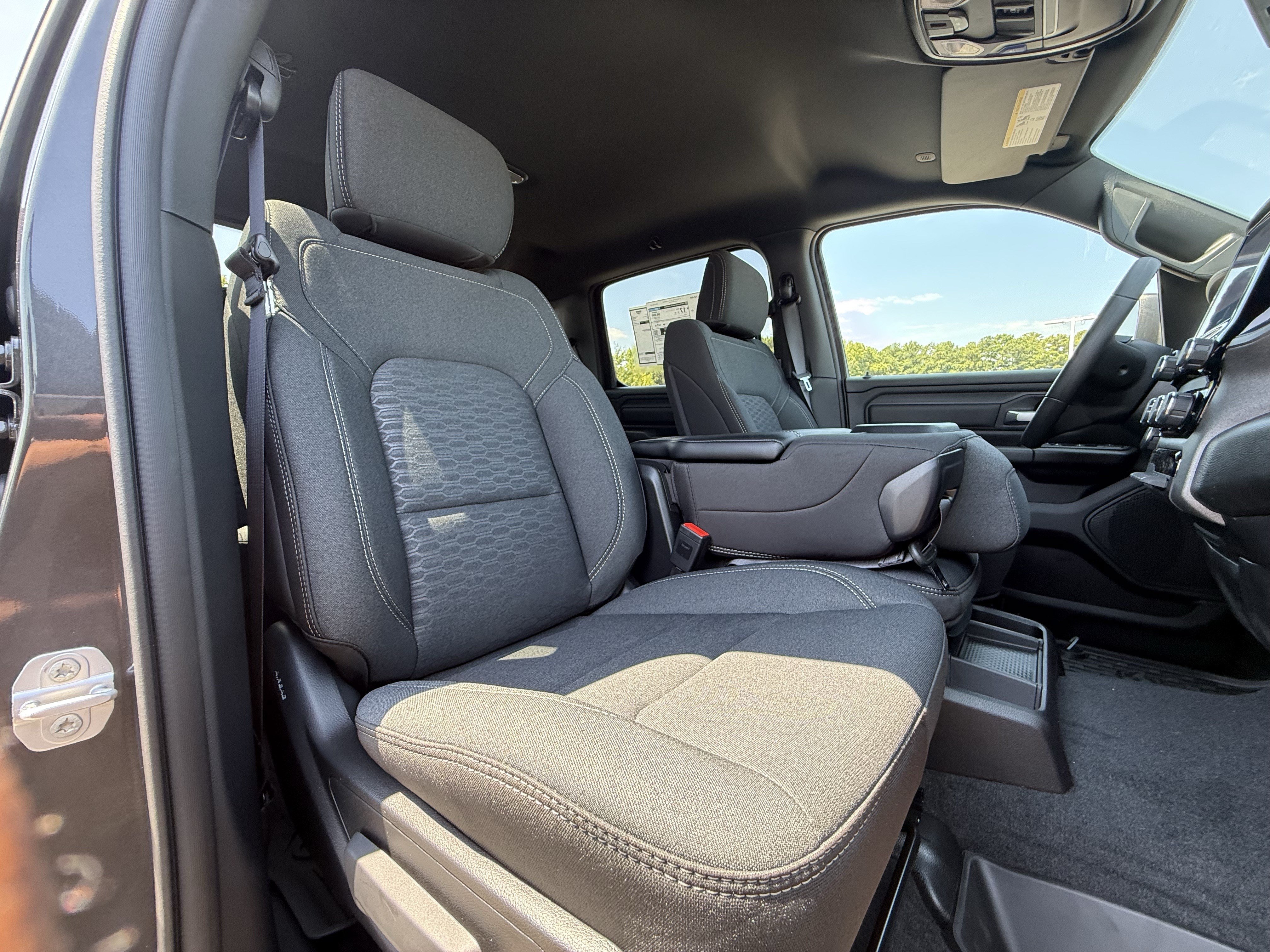 New 2026 RAM 1500 Warlock AWD/4WD image 33