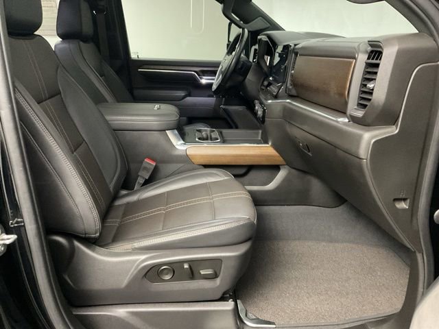 Certified 2024 Chevrolet Silverado 2500 High Country w/ Technology Package AWD/4WD image 31