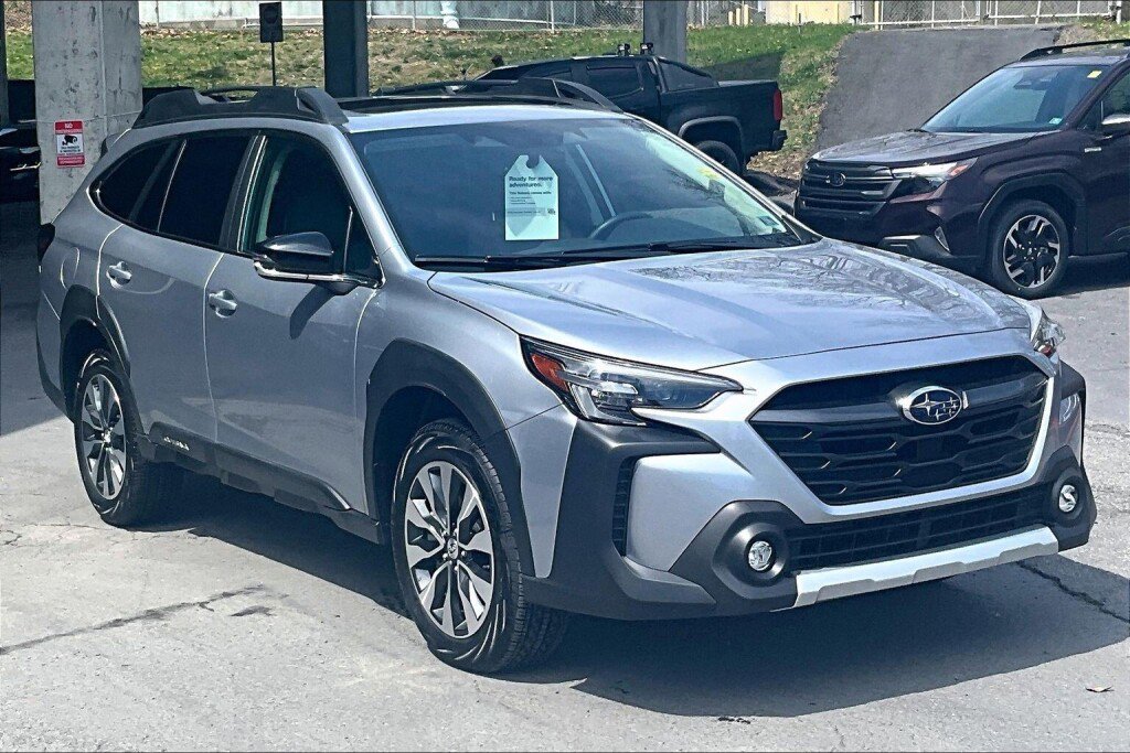 Certified 2025 Subaru Outback Limited XT image 19