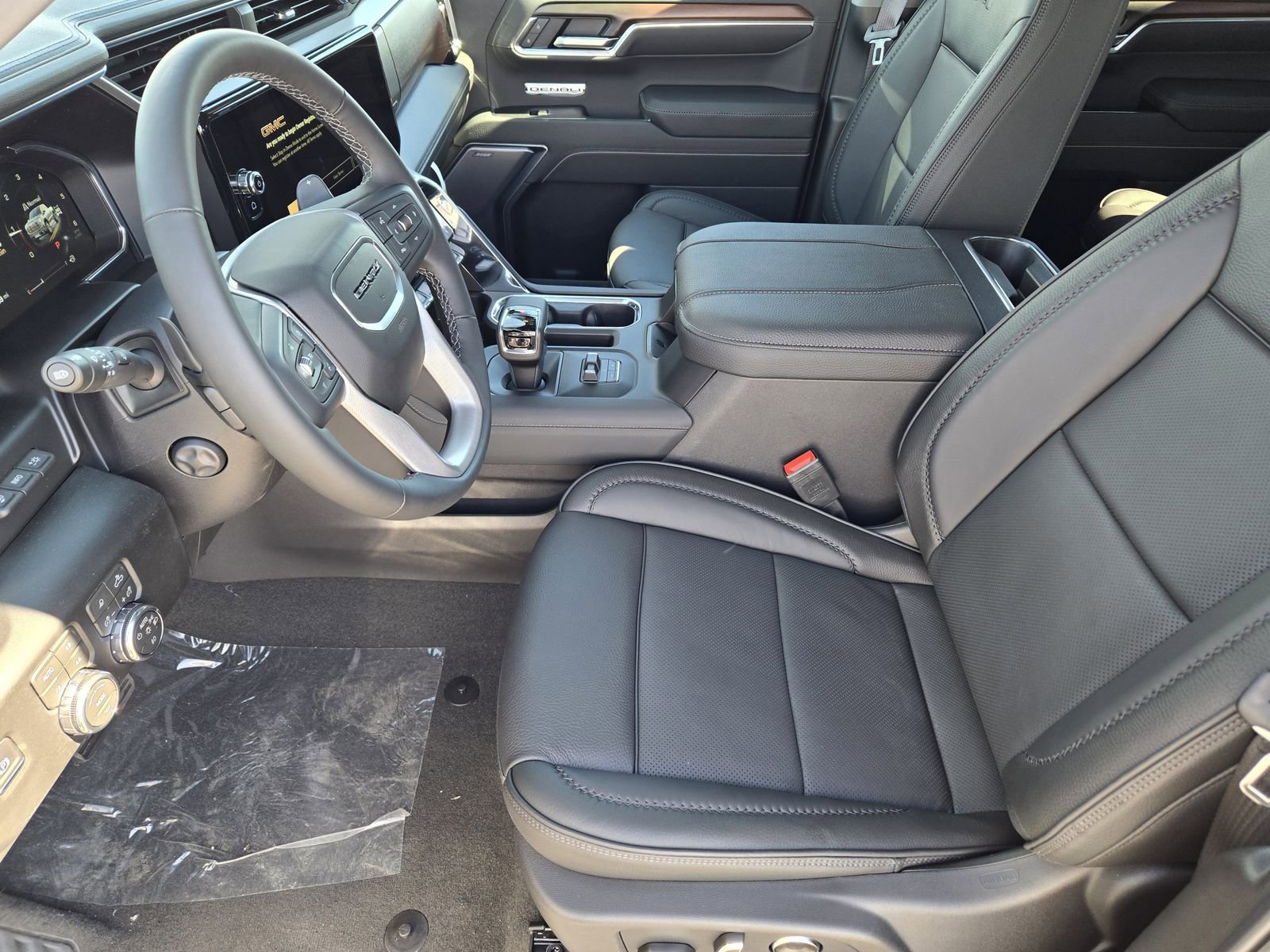 New 2026 GMC Sierra 1500 Denali w/ Denali Reserve Package image 15
