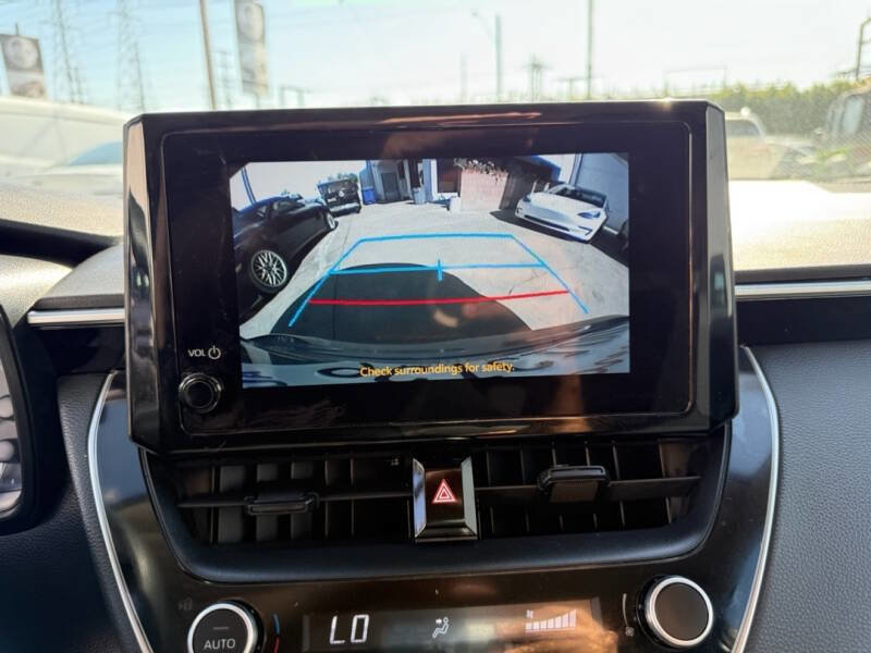 Used 2023 Toyota Corolla LE image 22