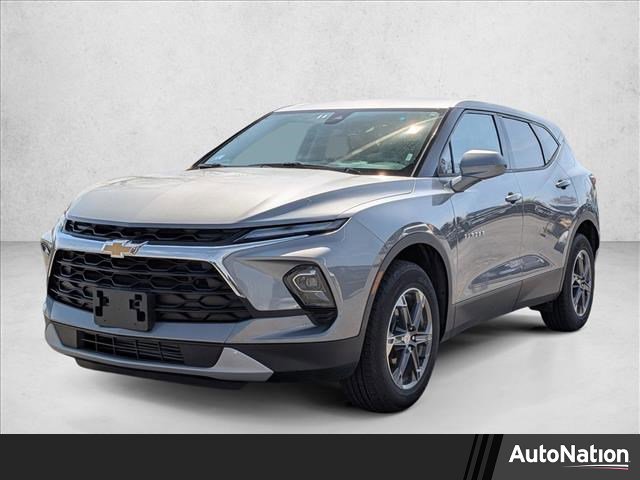 Used 2025 Chevrolet Blazer LT image 1
