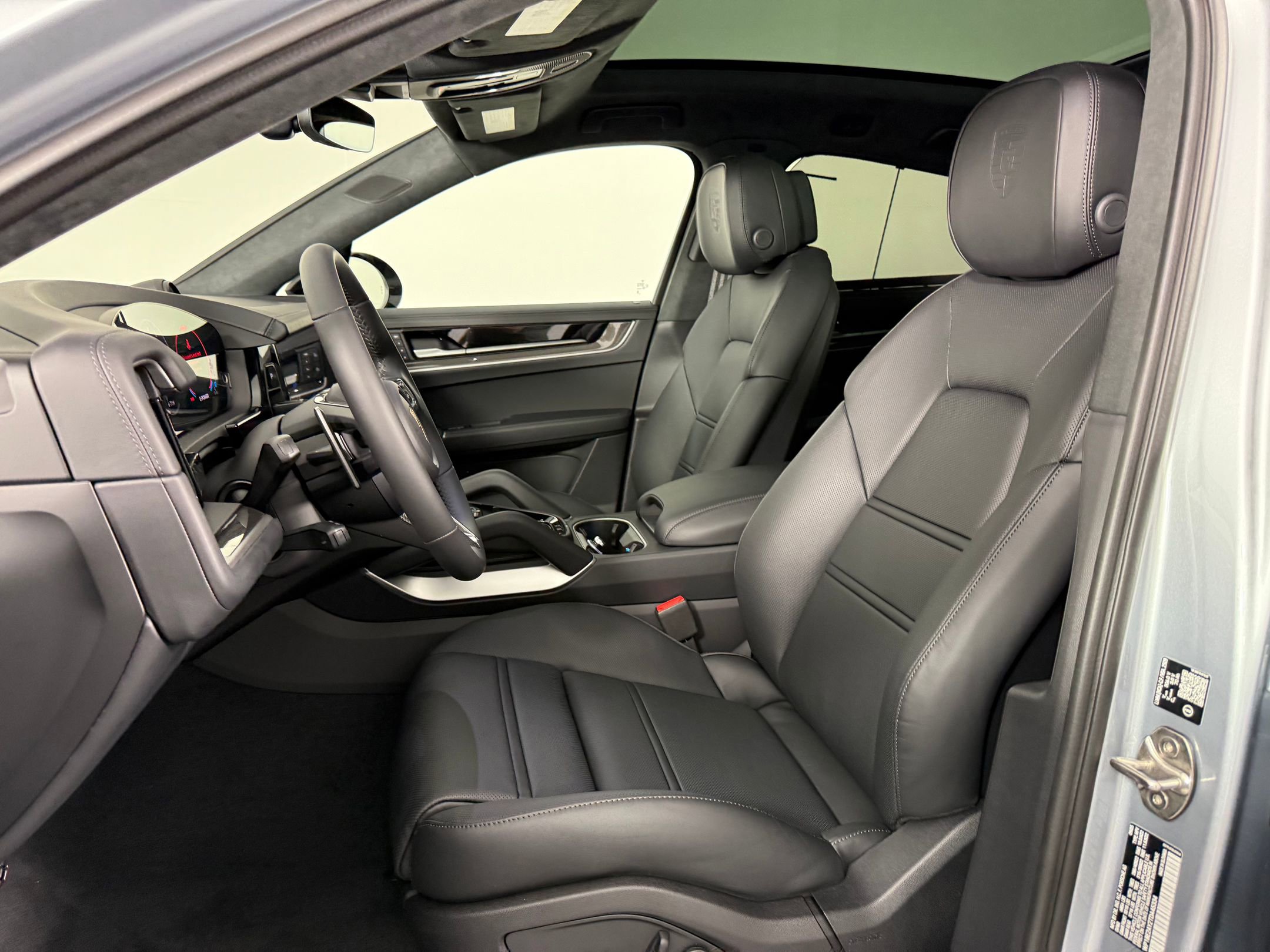 New 2026 Porsche Cayenne E-Hybrid image 5