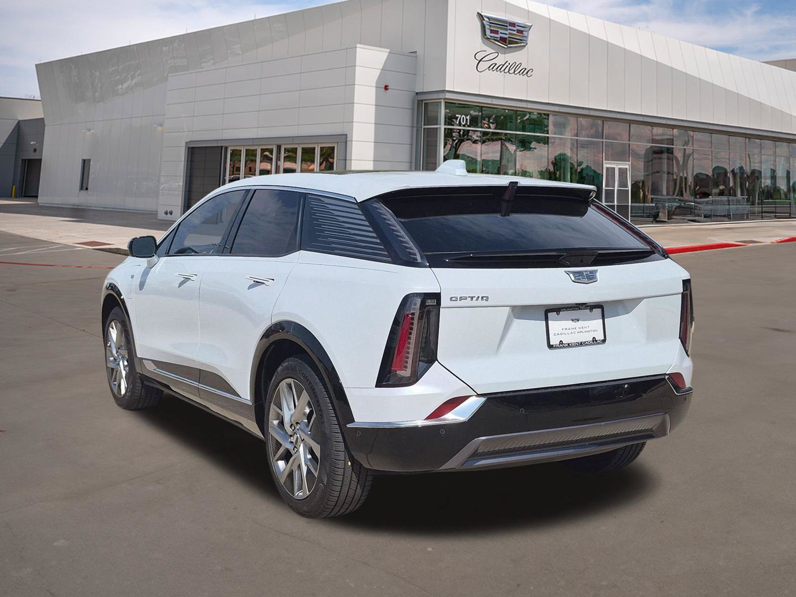 New 2027 Cadillac Optiq Luxury RWD image 4