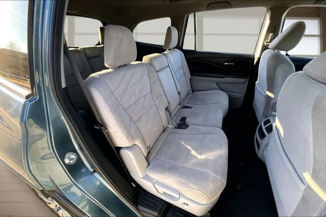 Used 2021 Honda Pilot EX image 27