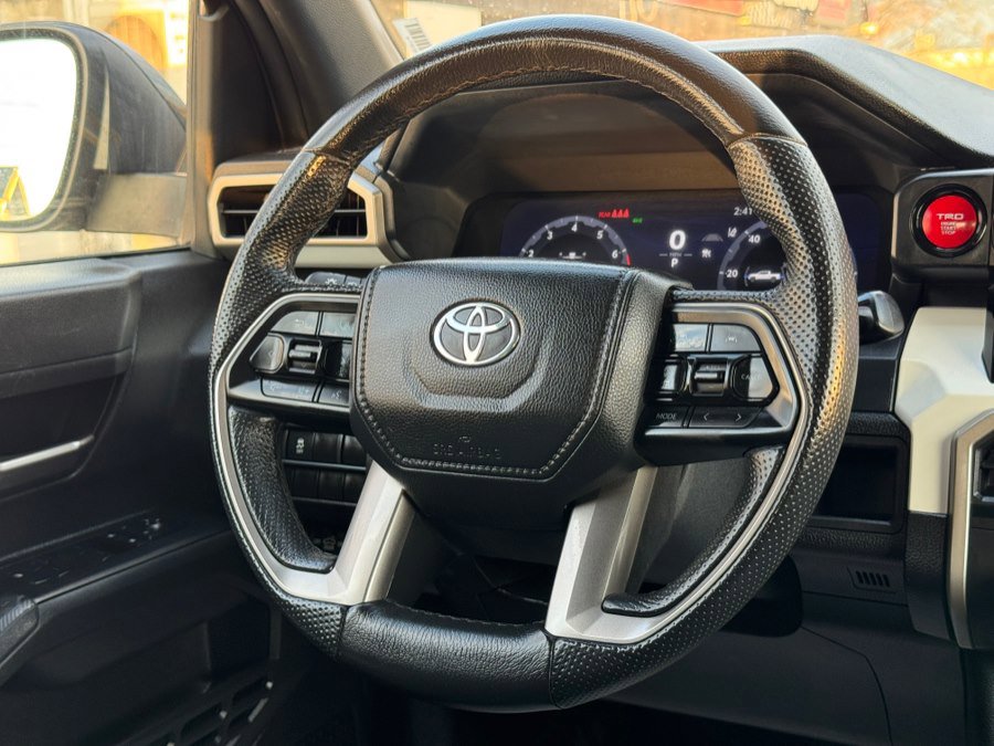 Used 2024 Toyota Tacoma TRD Off-Road AWD/4WD image 42