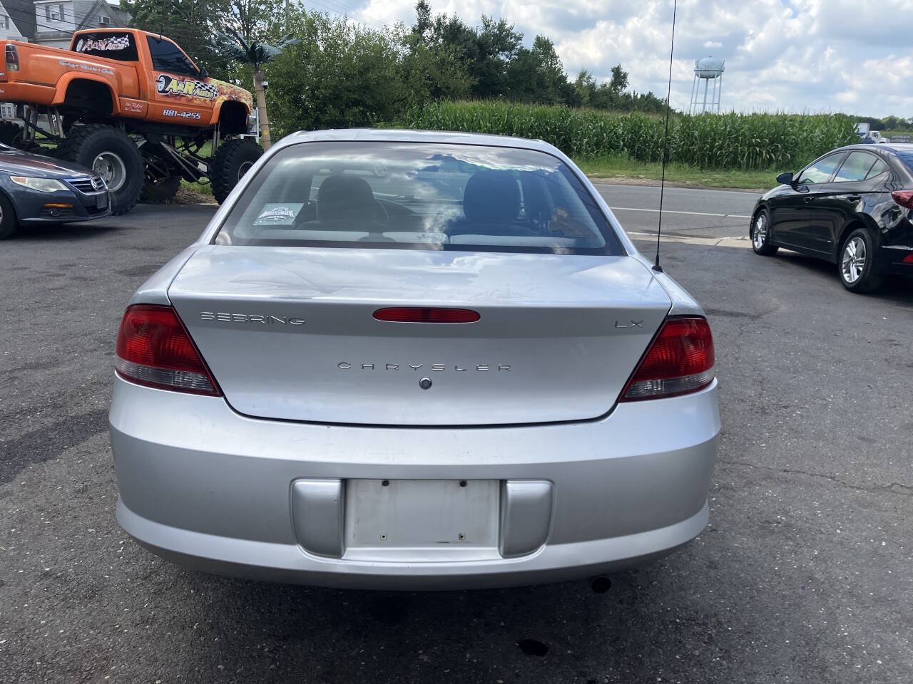 Used 2003 Chrysler Sebring LX FWD image 8