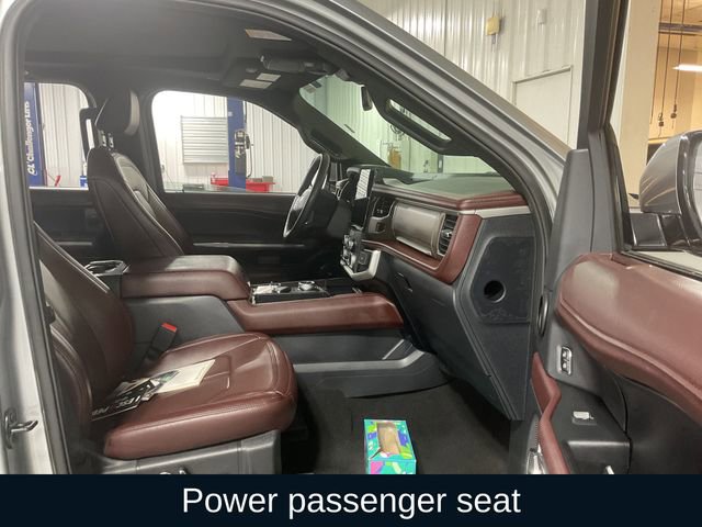 Used 2024 Ford Expedition Max Limited image 13