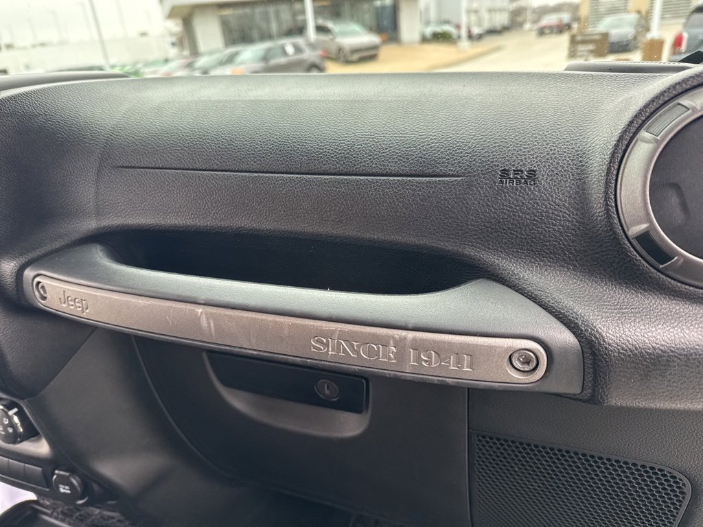 Used 2015 Jeep Wrangler Unlimited Sport w/ Quick Order Package 24S image 28