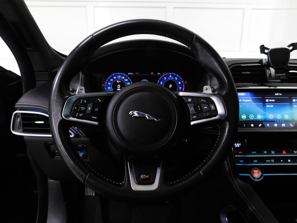 Used 2020 Jaguar F-PACE SVR AWD/4WD image 40