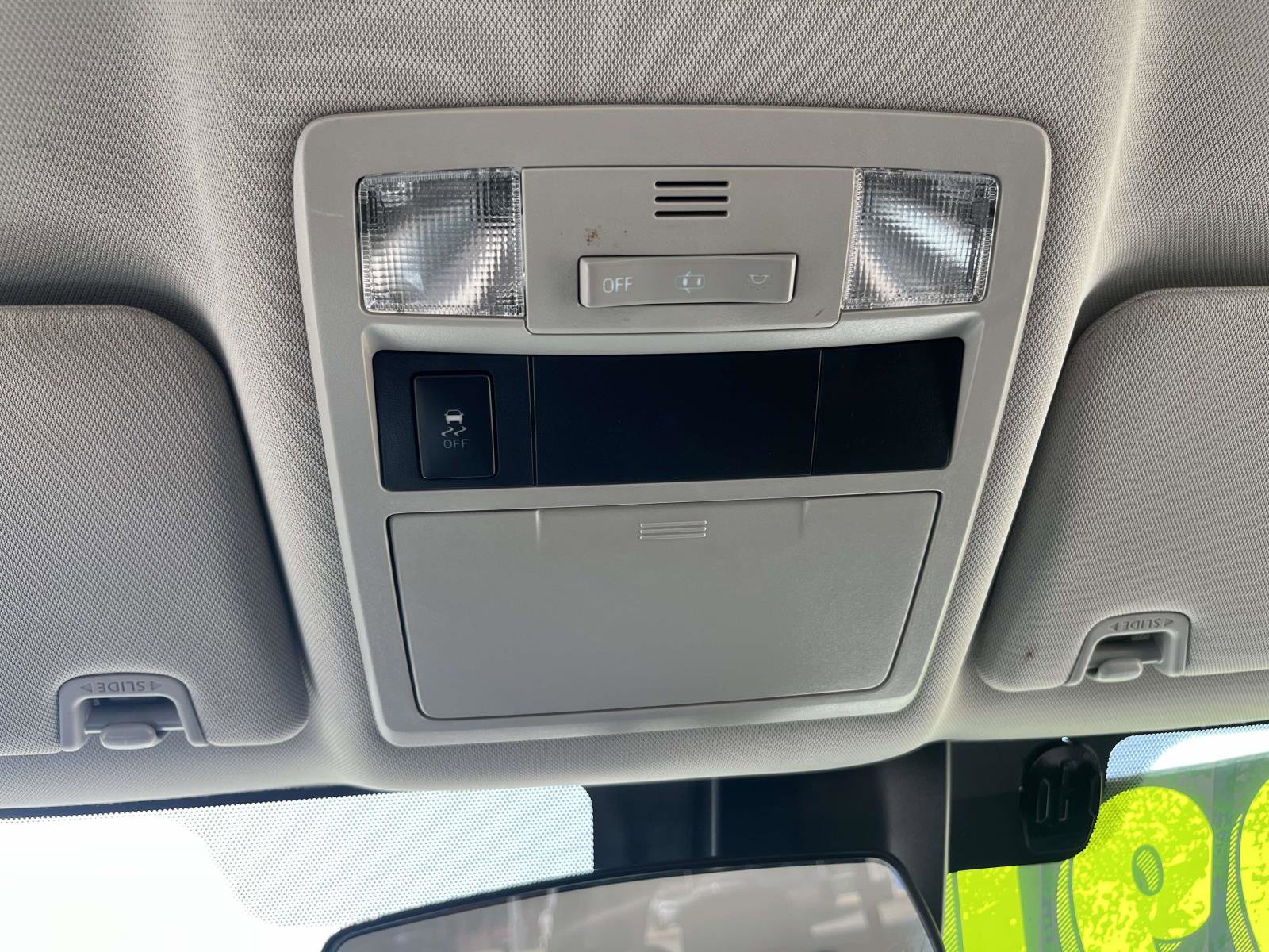 Used 2018 Toyota Tacoma SR w/ SR Convenience Package image 19