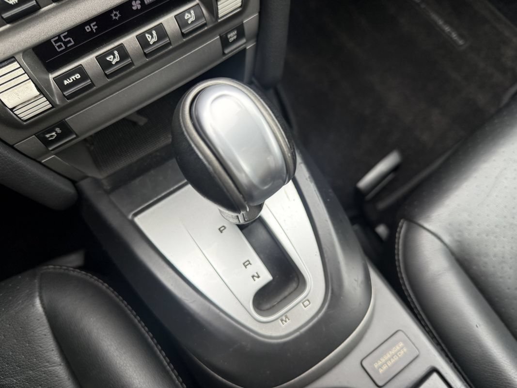 Used 2006 Porsche 911 Carrera 4 AWD/4WD image 14