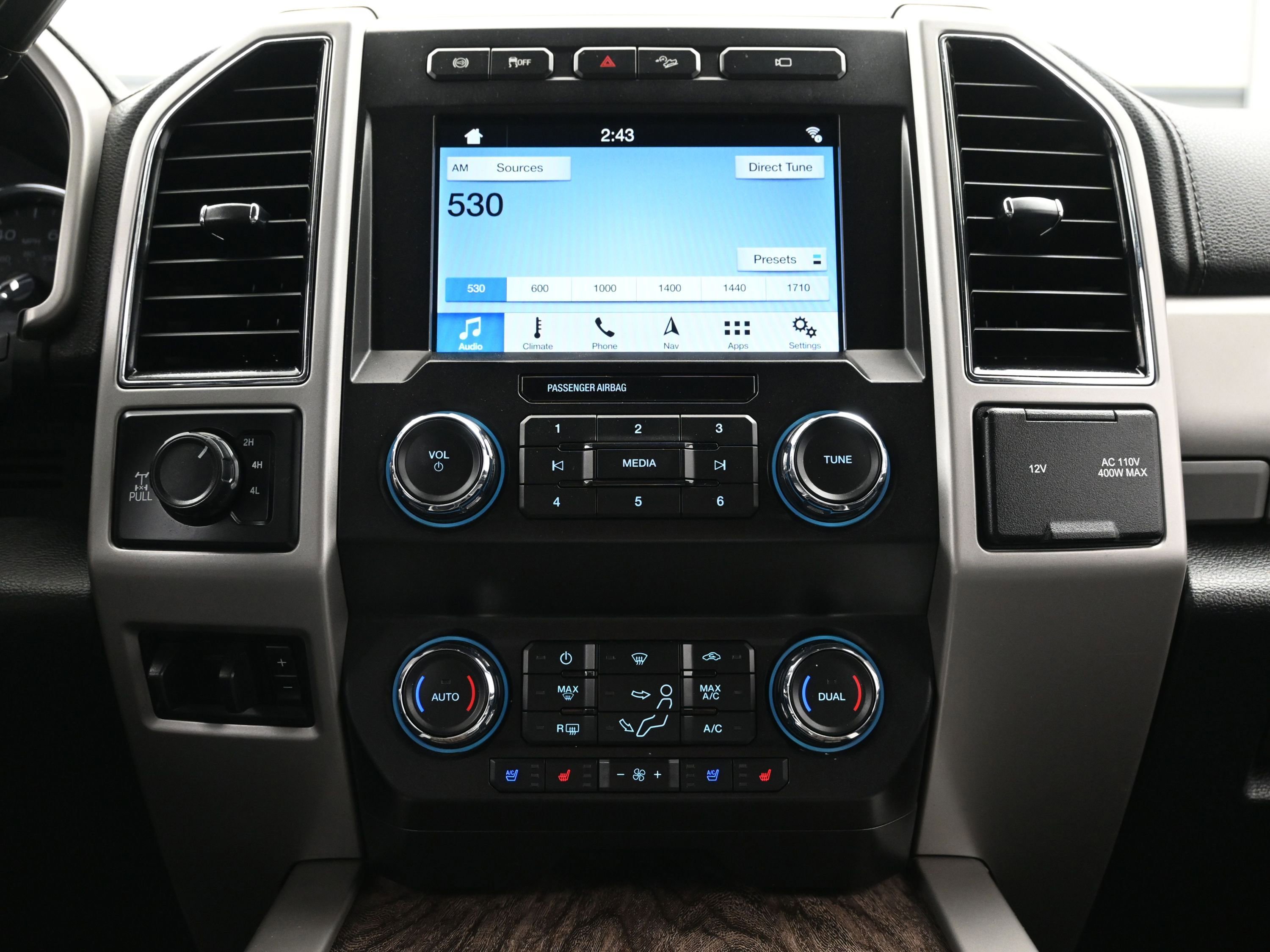 Used 2019 Ford F250 Lariat w/ Lariat Value Package image 17