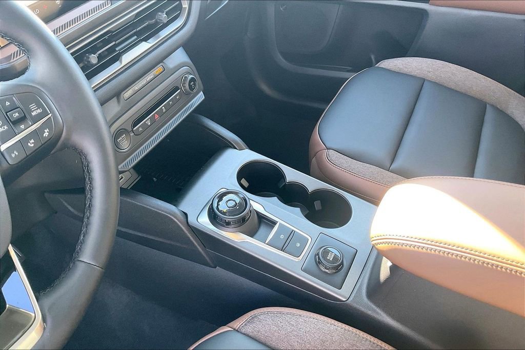 New 2025 Ford Bronco Sport Outer Banks w/ Outer Banks Tech Package+ image 8