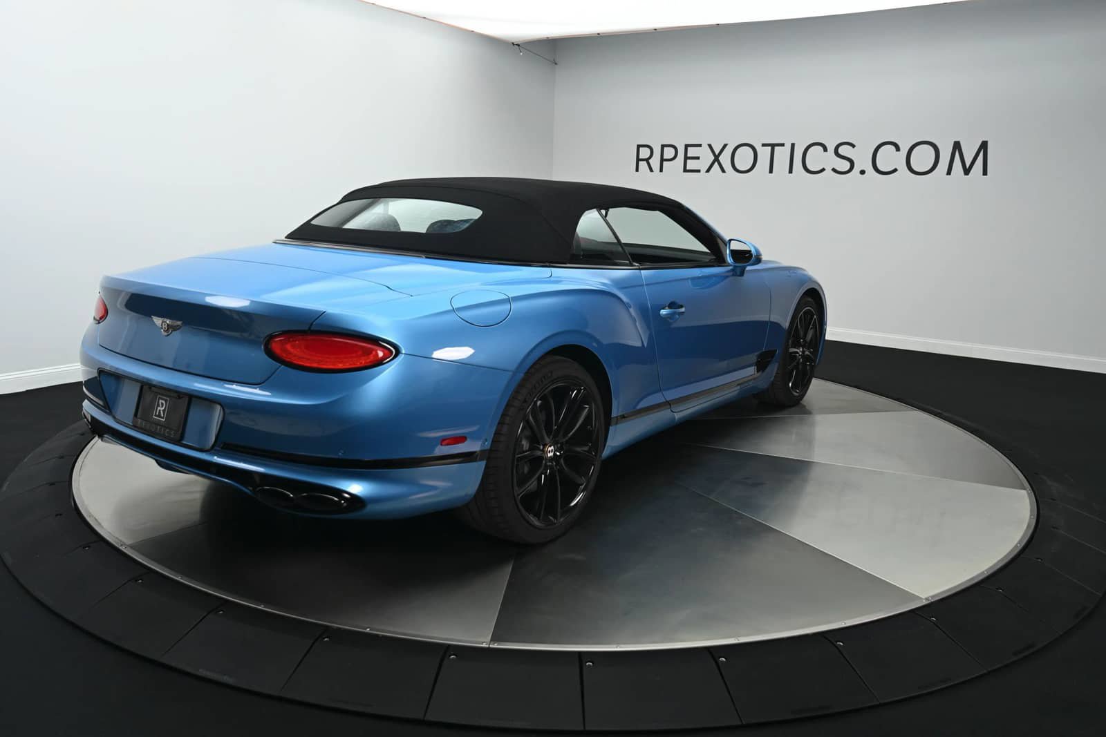 Used 2020 Bentley Continental GT AWD/4WD image 18