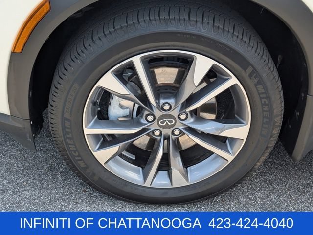 Used 2023 INFINITI QX60 Luxe w/ Performance Audio Package AWD/4WD image 32