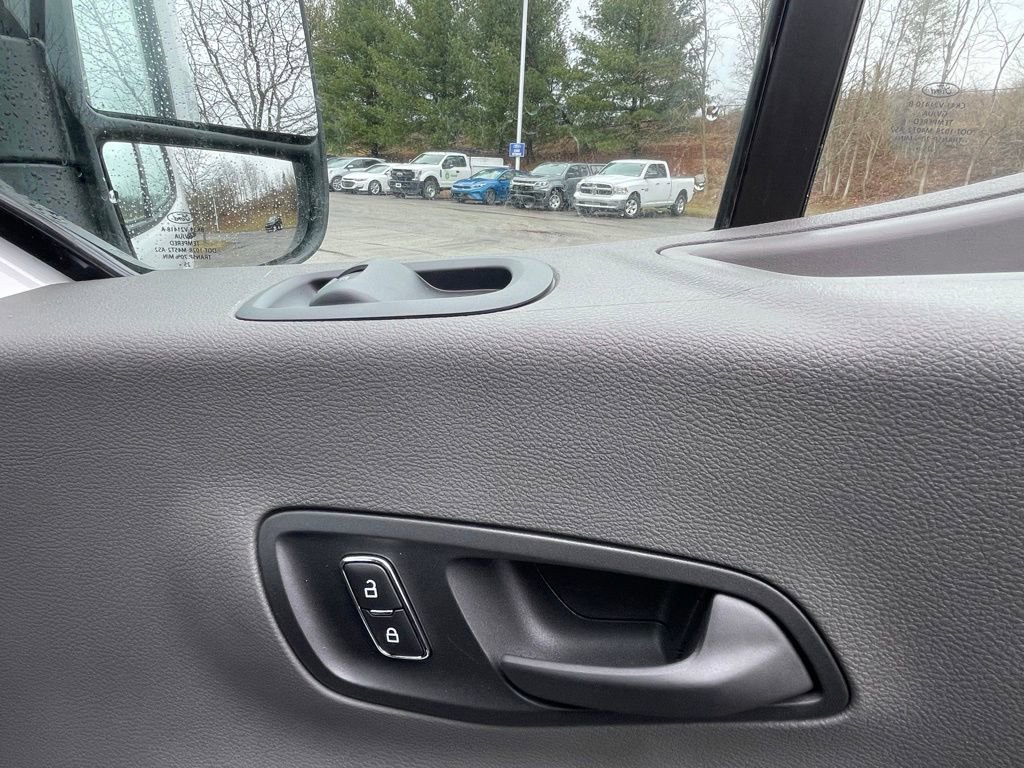 New 2026 Ford Transit 250 148 Medium Roof w/ Load Area Protection Package image 13