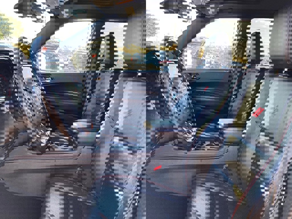 Used 2024 Dodge Durango GT image 9