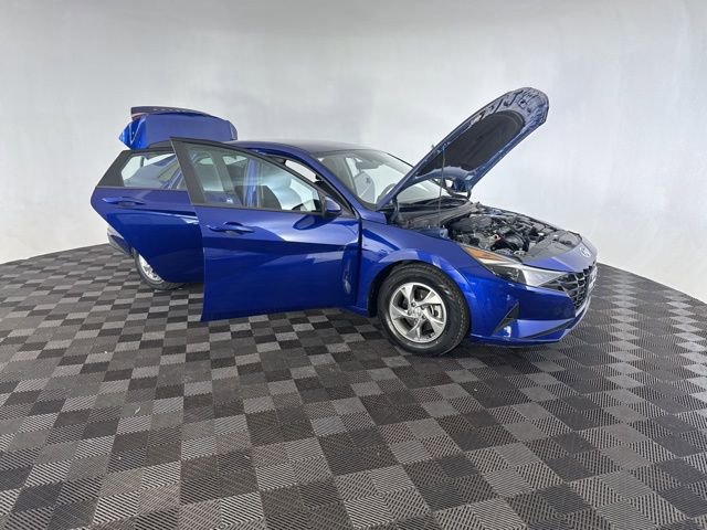 Used 2021 Hyundai Elantra SE image 13