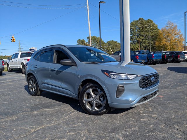 Certified 2024 Ford Escape ST-Line w/ Tech Pack #1 image 1