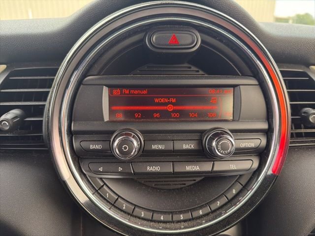 Used 2015 MINI Cooper S image 16