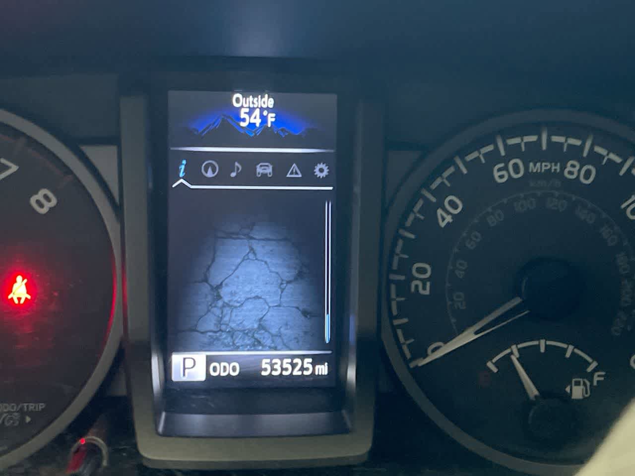 Used 2018 Toyota Tacoma TRD Off-Road AWD/4WD image 15