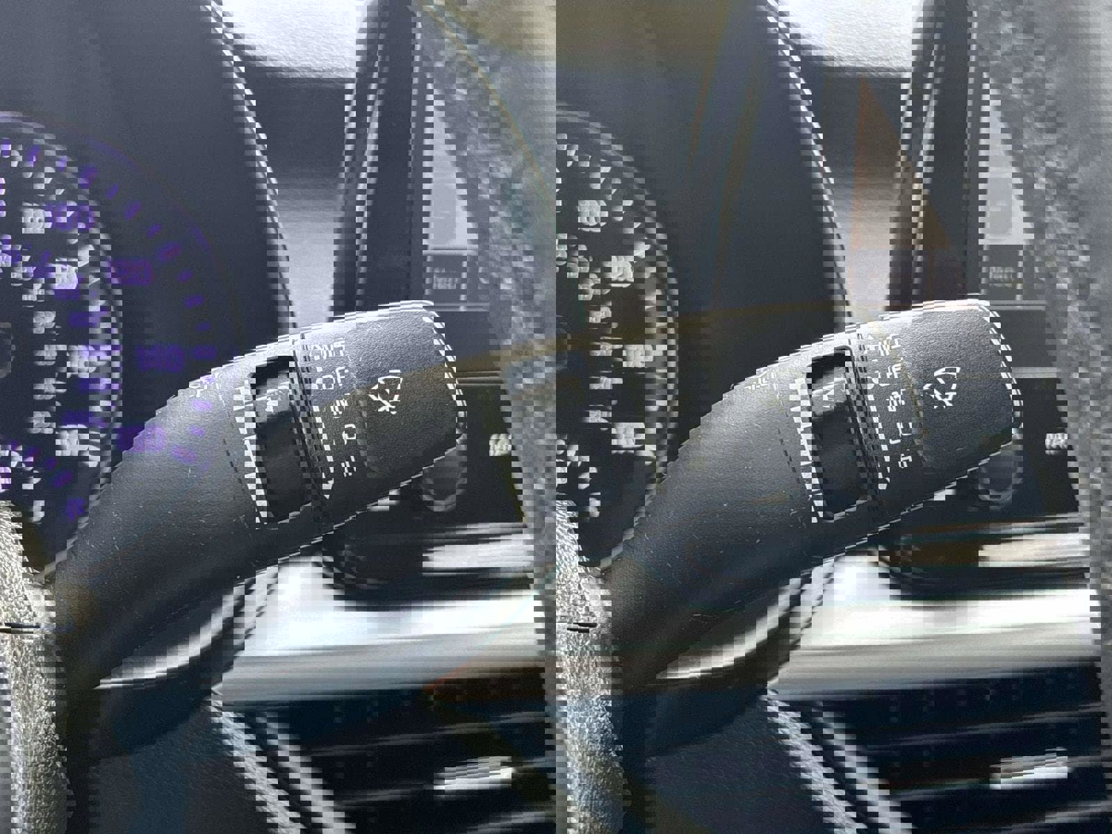 Used 2023 Kia Forte GT-Line image 31