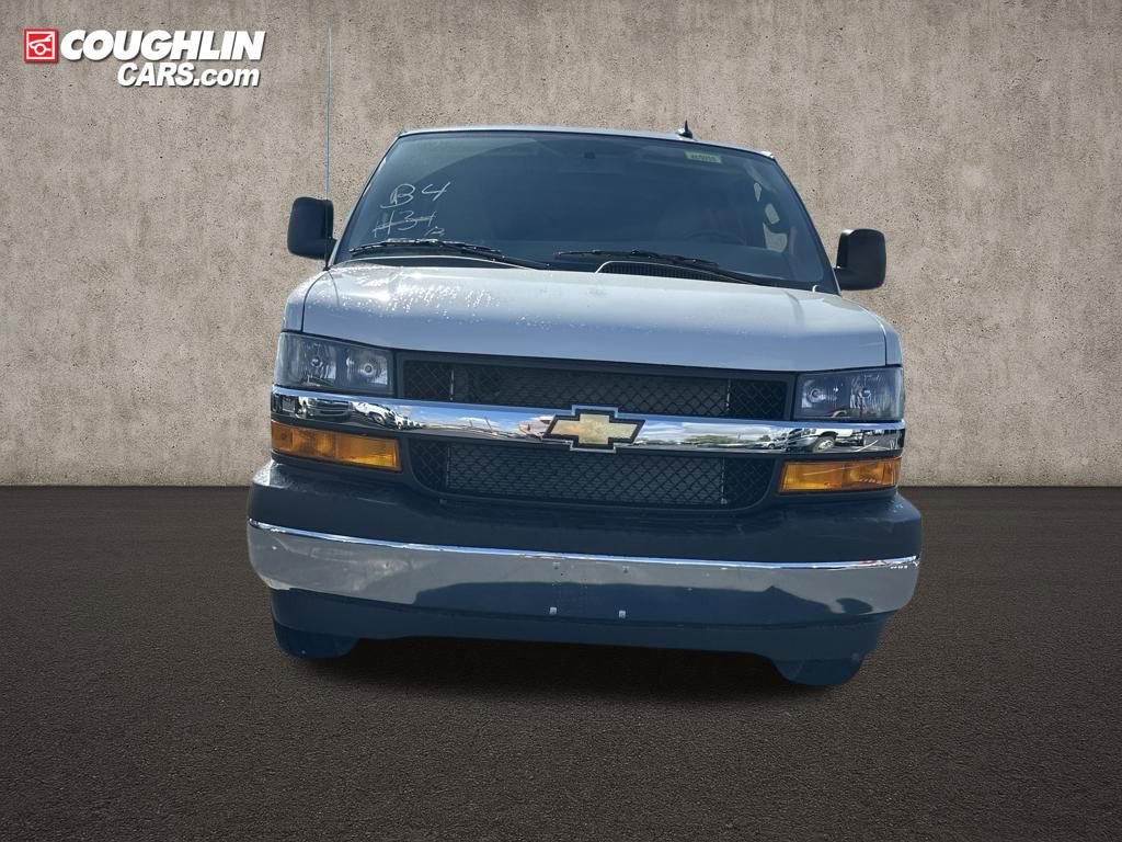 New 2025 Chevrolet Express 3500 Extended w/ Driver Convenience Package image 2