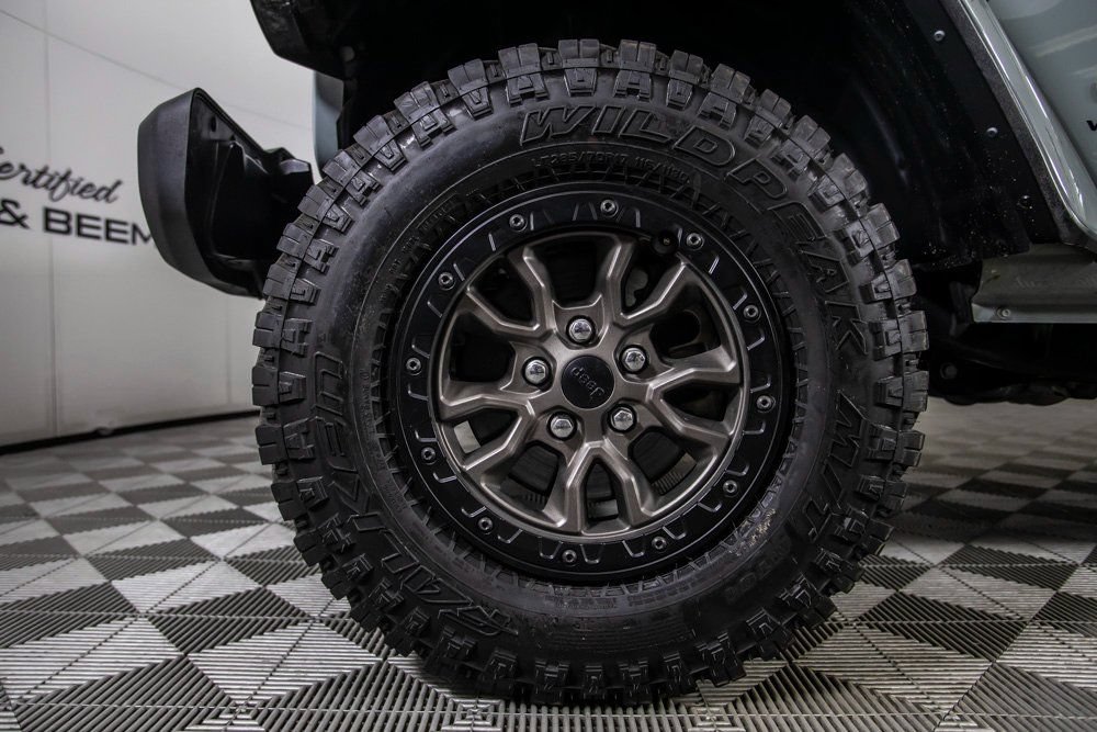 Used 2023 Jeep Wrangler Unlimited Rubicon 392 AWD/4WD image 45