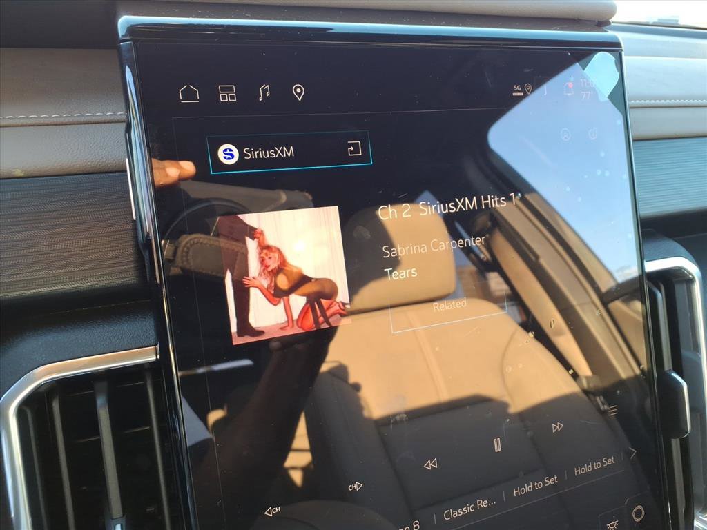 New 2026 GMC Acadia Elevation w/ Elevation Premium Package FWD image 14