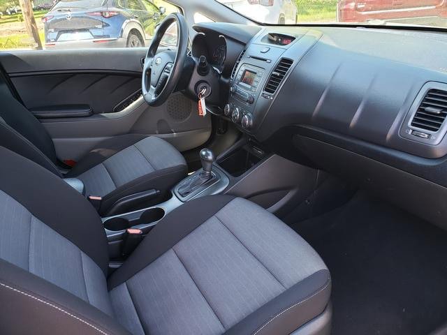 Used 2016 Kia Forte LX FWD image 15