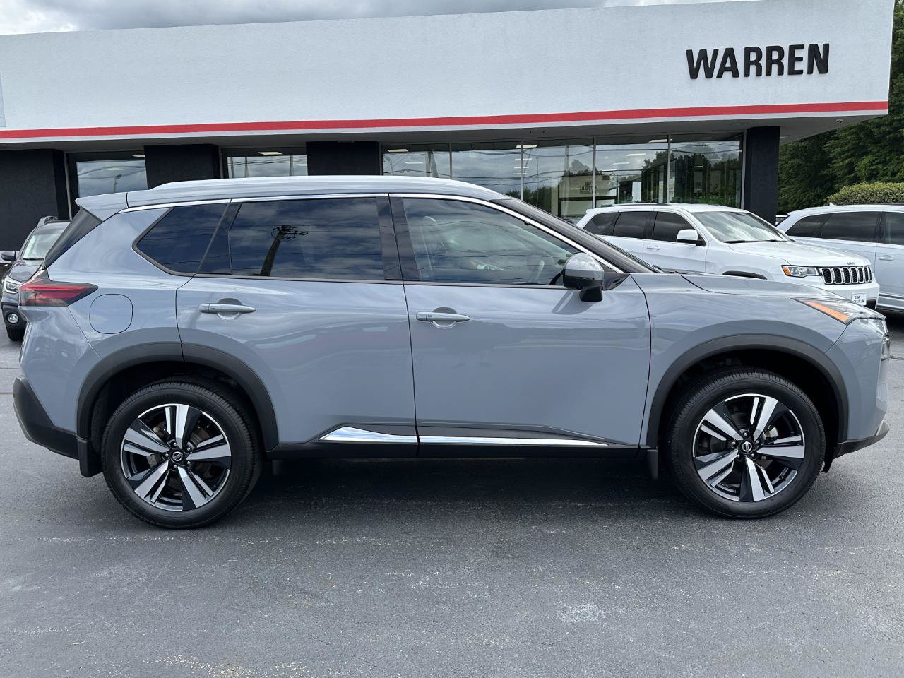 Used 2021 Nissan Rogue SL FWD image 18
