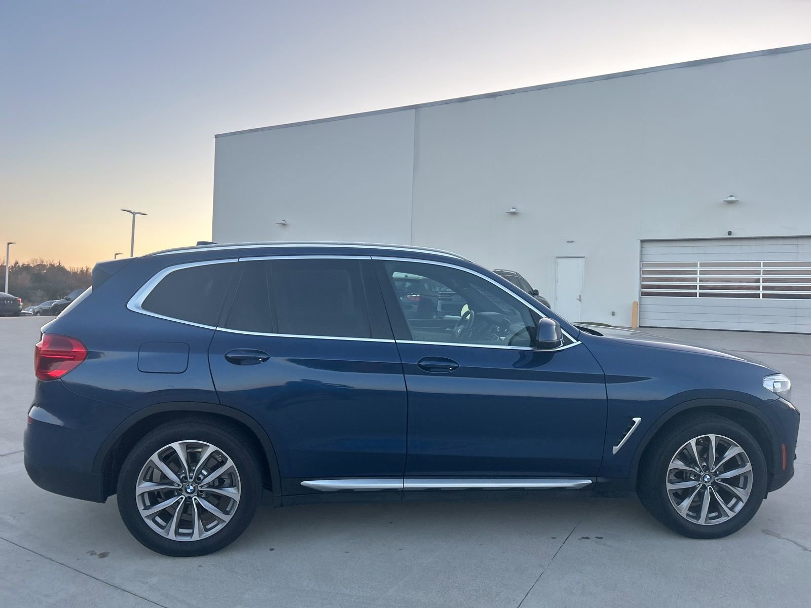 Used 2019 BMW X3 sDrive30i w/ Driving Assistance Package image 11