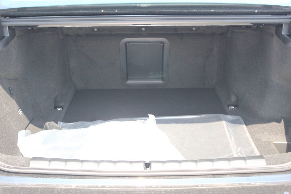 New 2026 BMW i7 xDrive60 image 8