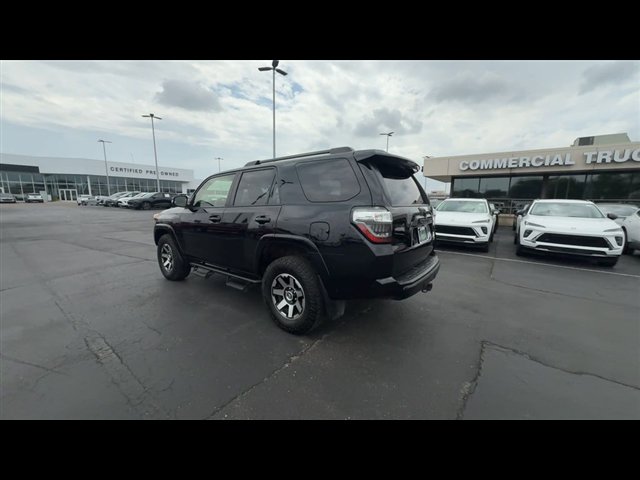 Used 2024 Toyota 4Runner TRD Off-Road Premium w/ Moonroof Package AWD/4WD image 6
