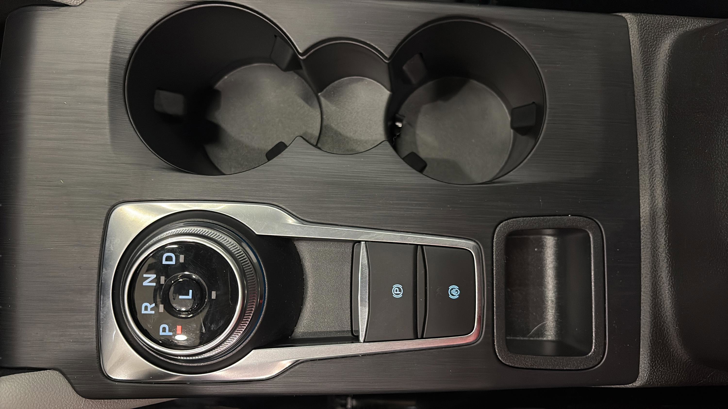 Used 2024 Ford Escape SE image 13