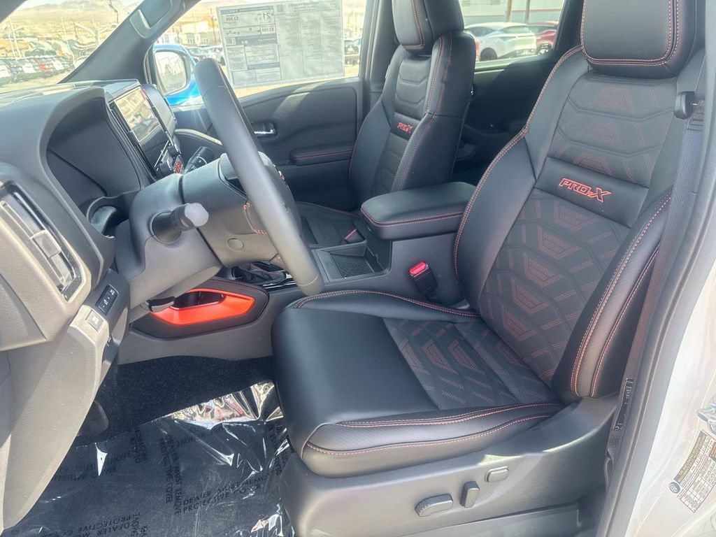 New 2025 Nissan Frontier Pro-X w/ Pro Premium Package RWD image 11