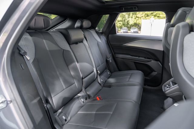 Used 2024 Cadillac Lyriq Tech RWD image 49