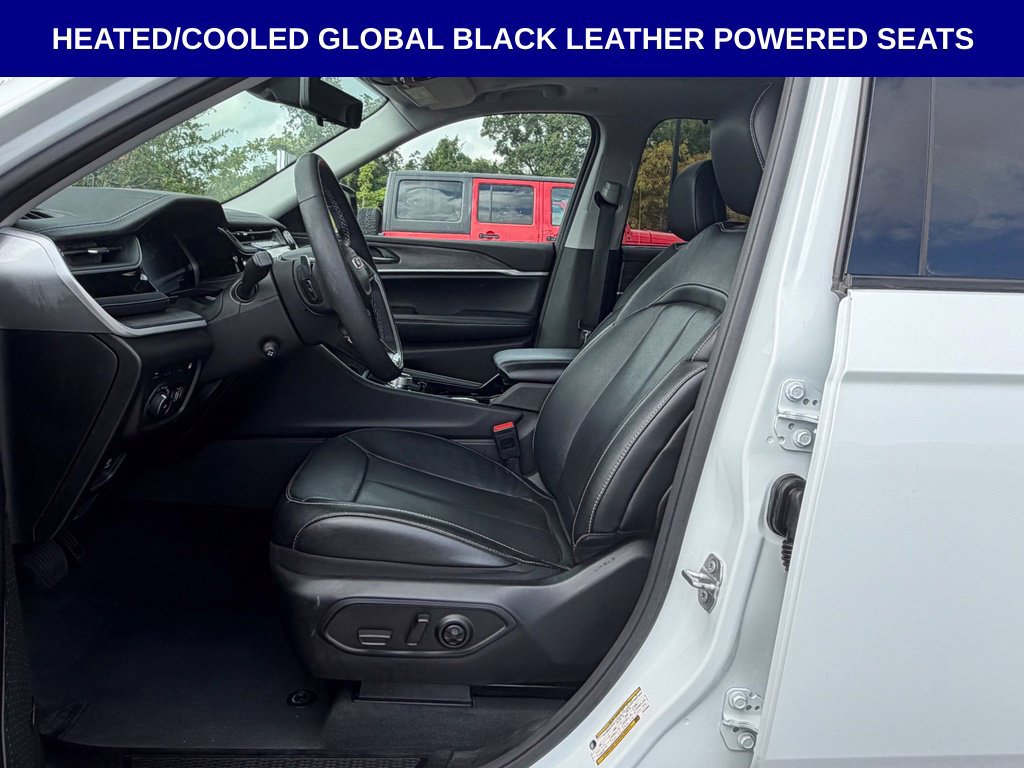 Used 2022 Jeep Grand Cherokee Limited 4xe w/ Luxury Tech Group II AWD/4WD image 5