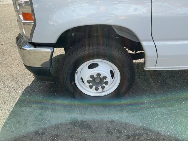 New 2026 Ford E-350 and Econoline 350 Super Duty w/ Power Equipment Group image 21