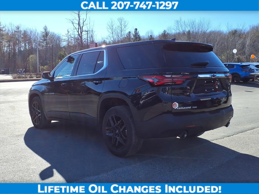 Used 2023 Chevrolet Traverse LS image 7