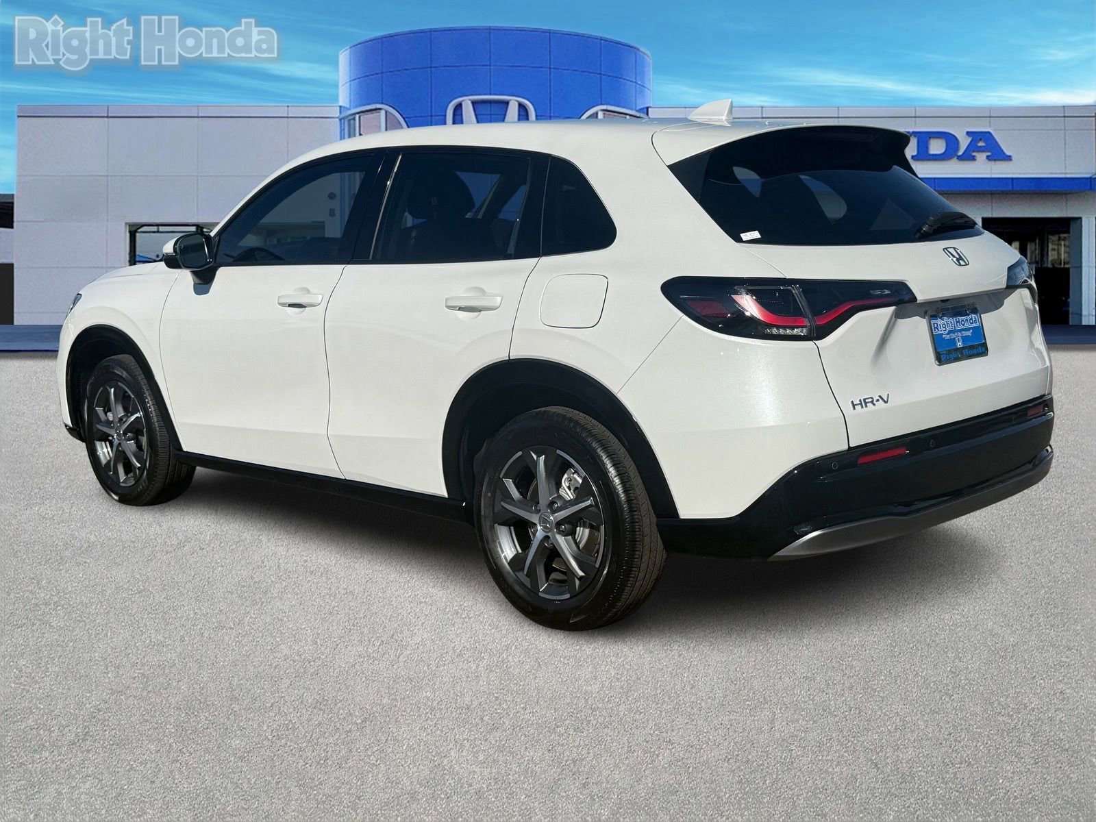 Used 2025 Honda HR-V EX-L image 4