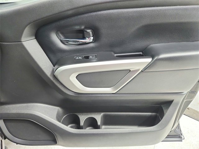 Used 2024 Nissan Titan SV w/ Accessory Utility Package image 38