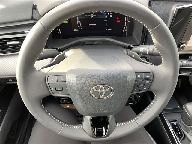 Used 2025 Toyota Camry SE image 19